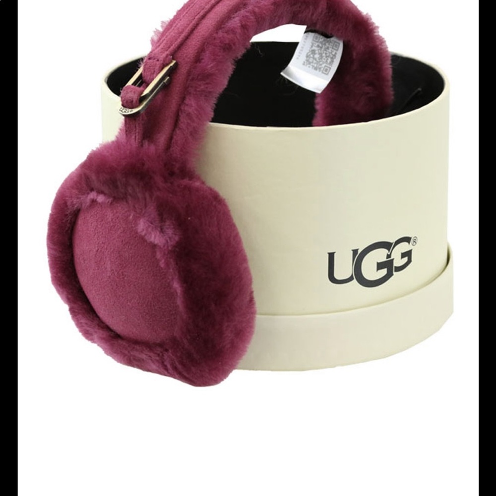 NIB UGG brand Bluetooth headphones TAN IN COLOR